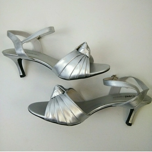 FIONI Clothing Shoes - Fioni Night Kayla Silver Sandal Heels